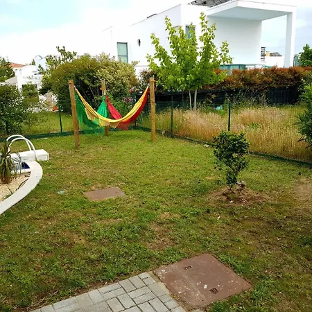 Villa R. Jorge Vieira Villa *