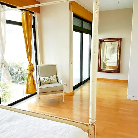Villa Villa R. Jorge Vieira *